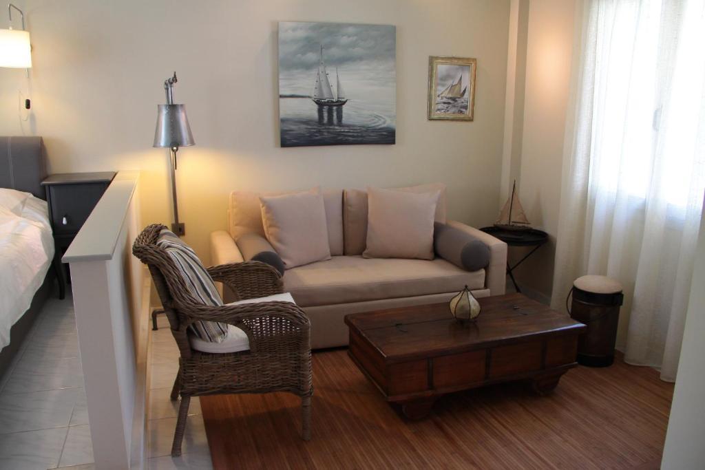 Captain Yiannis Vathy  Room photo