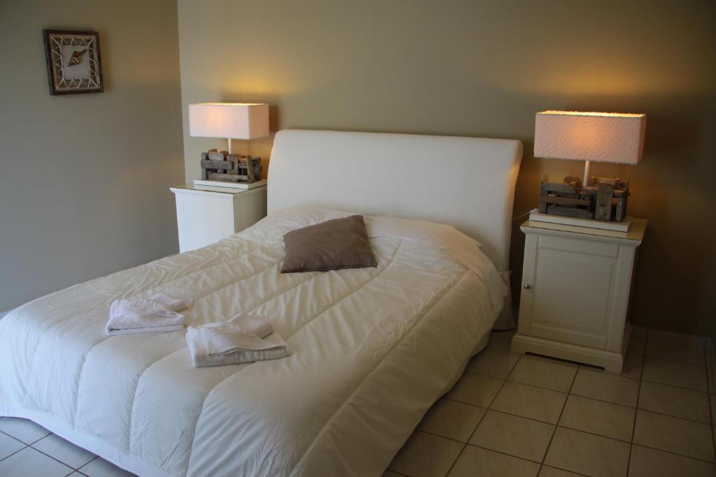 Captain Yiannis Vathy  Room photo